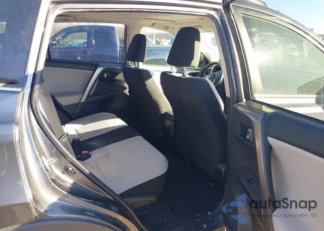 2018 Toyota Rav4 Xle z USA, uszkodzony, nr VIN JTMRFREV4JJ736286